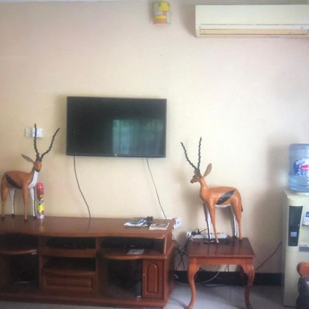 Tatys Homestay ダル・エス・サラーム エクステリア 写真