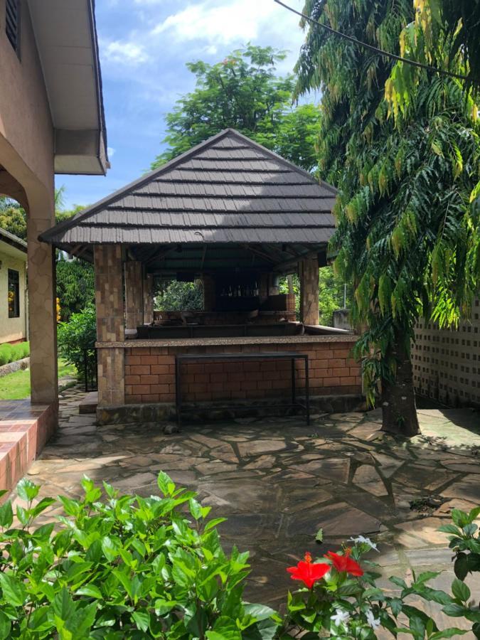 Tatys Homestay ダル・エス・サラーム エクステリア 写真